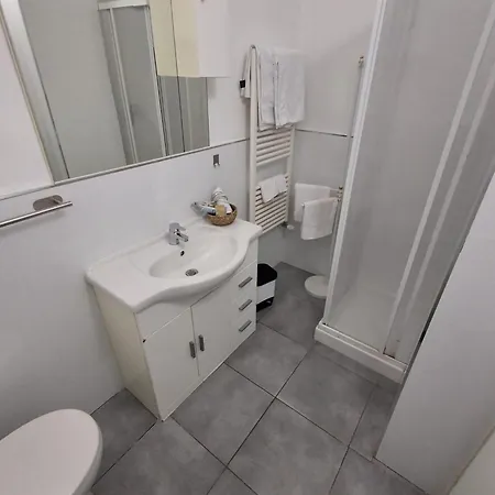La Spezia Central Home Appartamento *